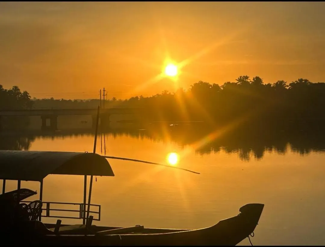 Green Island Homestay Riverside Kozhikode