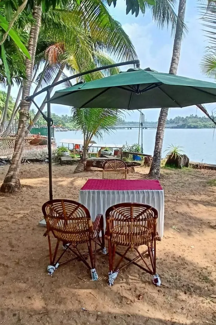 Green Island Homestay Riverside Kozhikode