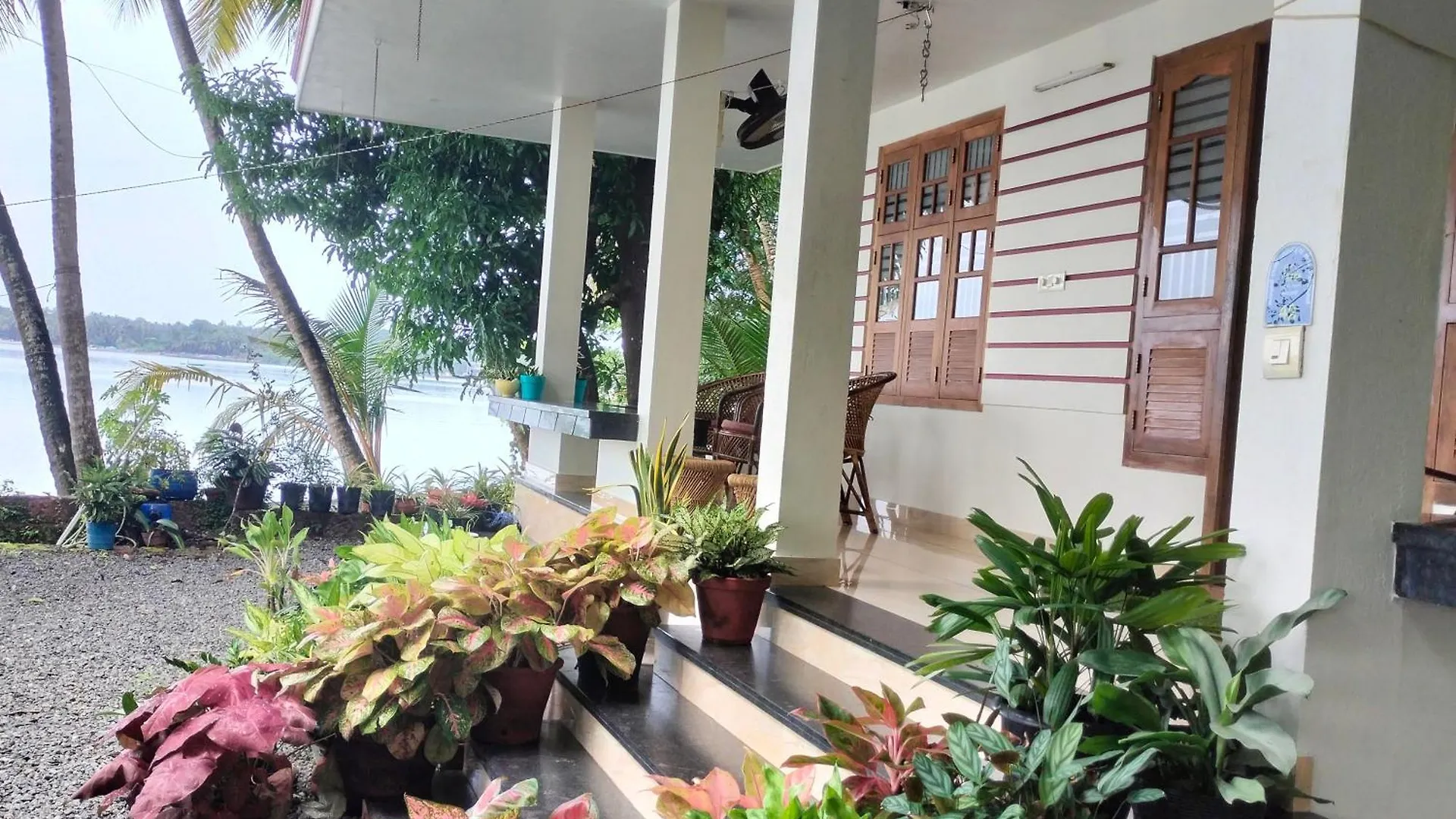 Green Island Homestay Riverside Kozhikode